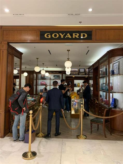 printemps paris goyard